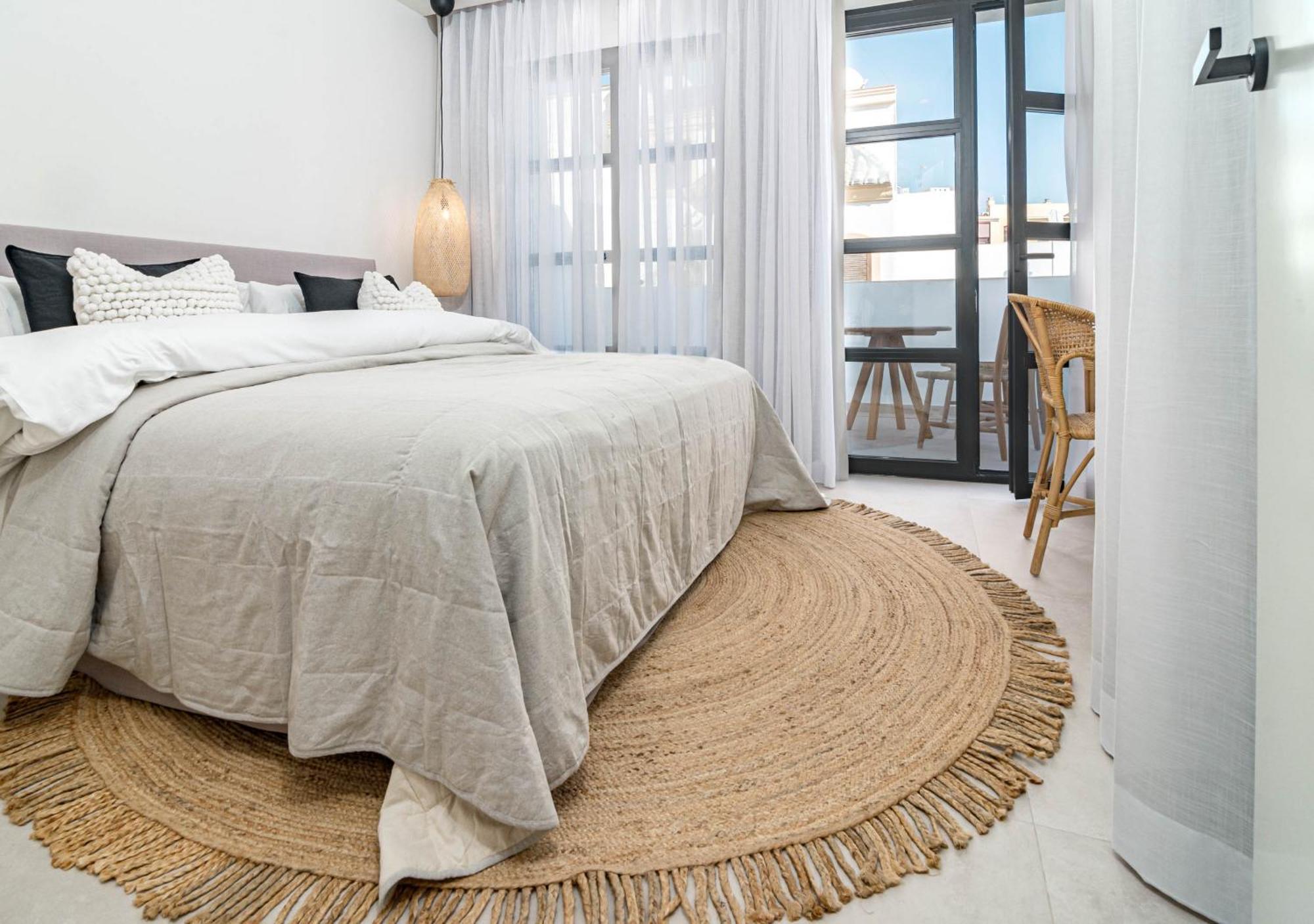Seaclub Suites Estepona Bagian luar foto