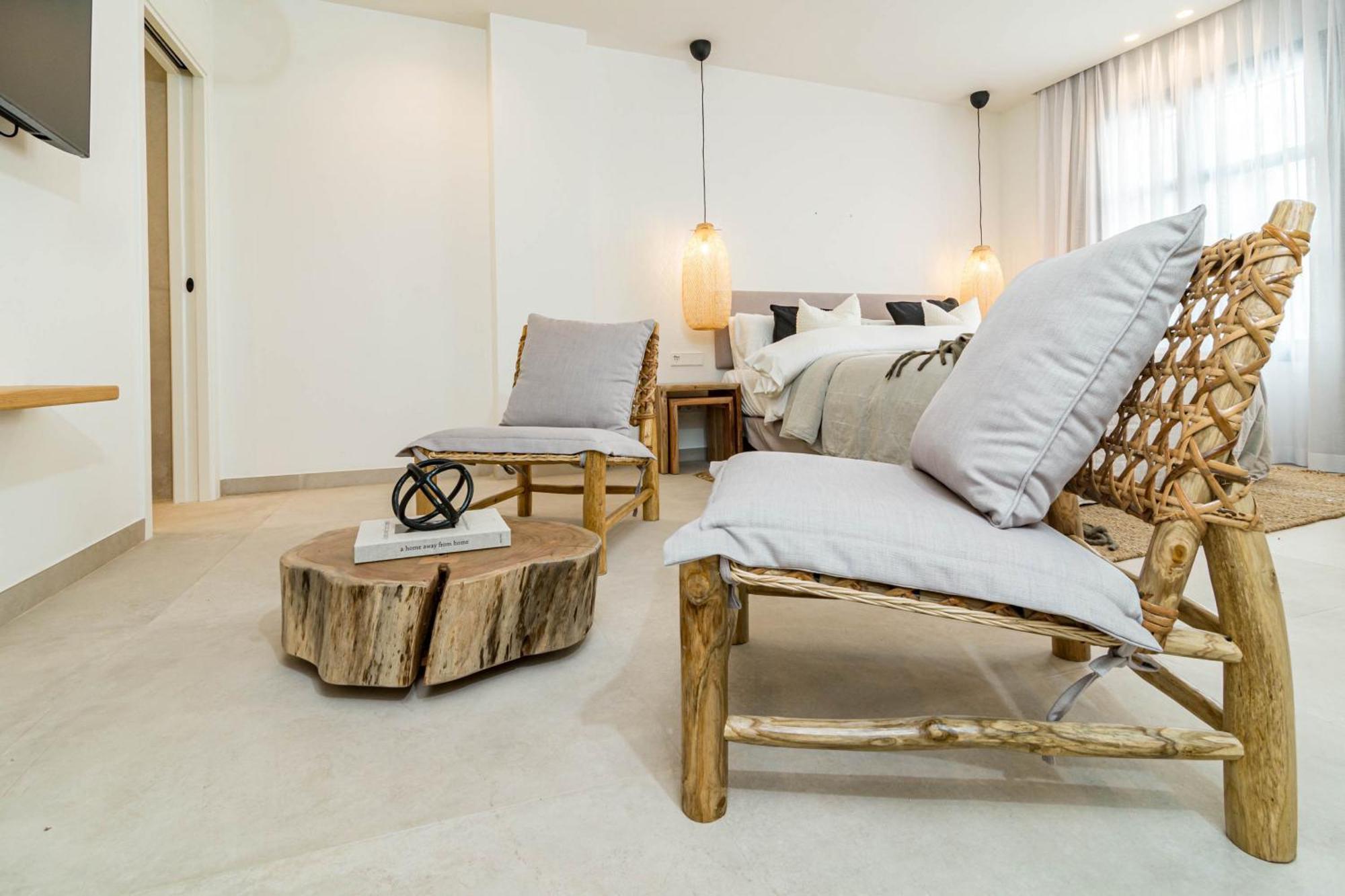 Seaclub Suites Estepona Bagian luar foto