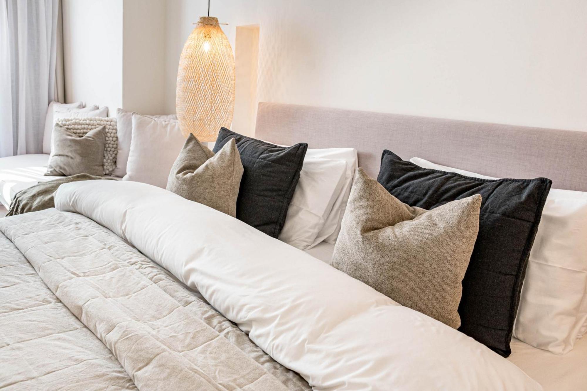Seaclub Suites Estepona Bagian luar foto